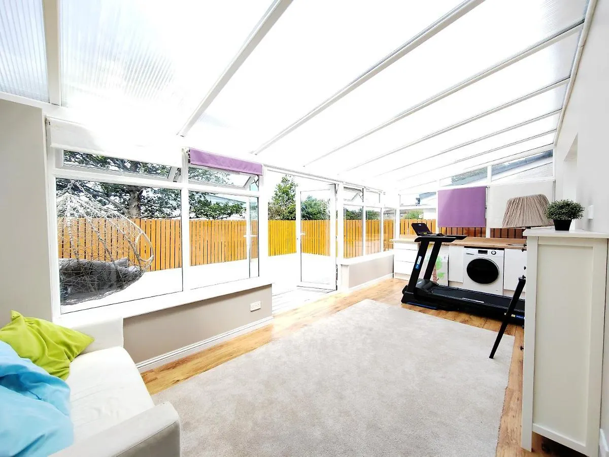 Ubytování v soukromí Modern And Spacious Double&King Bedrooms Both With Private Bathrooms Edinburgh Velká Británie